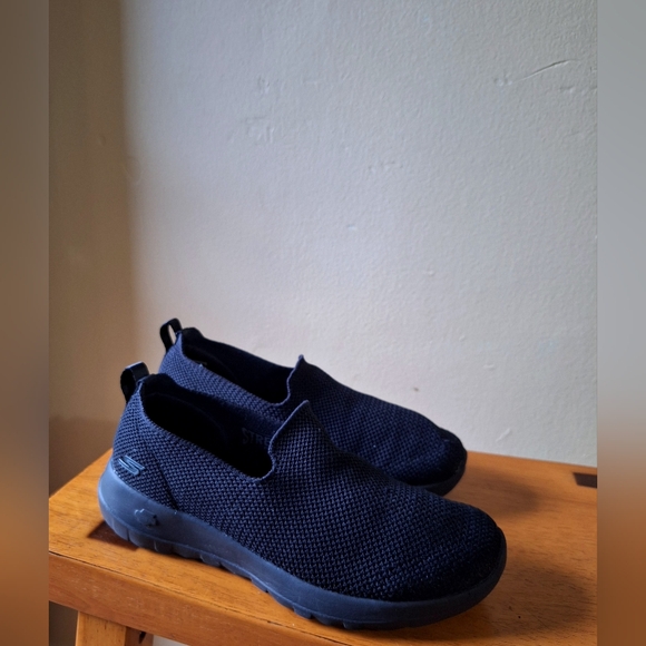 Skechers Go Walk Joy Sensational Day Womens Slip-On Walking Shoes Size 6 - Picture 8 of 9